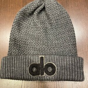 ALO Yoga Gray Knit Beanie
